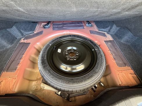 Used 2016 Ford Fusion SE w/ Equipment Group 201A FWD image 20