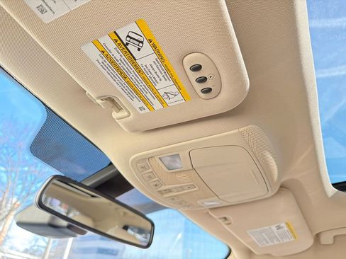 Used 2016 Lincoln MKC Reserve image 29