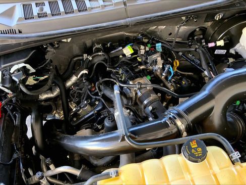 Used 2020 Ford F150 XLT RWD image 31