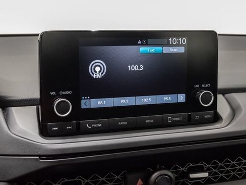 Used 2025 Honda Accord SE image 13