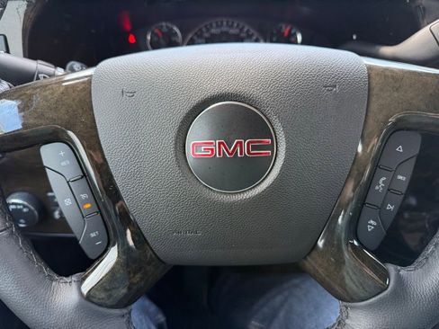 New 2025 GMC Savana 2500 w/ Driver Convenience Package image 21