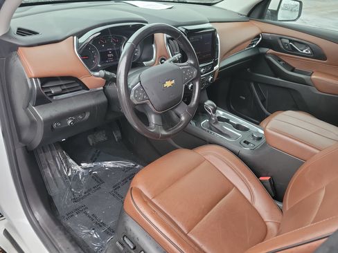 Used 2021 Chevrolet Traverse High Country AWD/4WD image 25