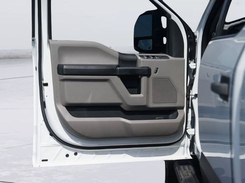 Used 2019 Ford F350 XL w/ STX Appearance Package AWD/4WD image 30