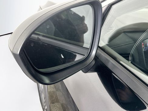 Used 2023 Nissan Rogue SV FWD image 16