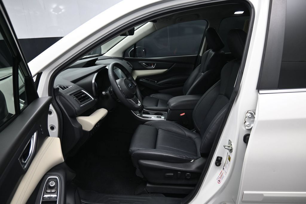 Used 2020 Subaru Ascent Limited w/ Technology Package AWD/4WD image 9