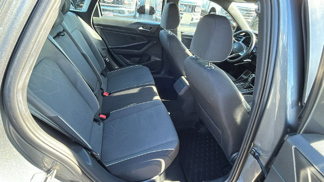 Used 2025 Volkswagen Jetta Sport FWD image 13
