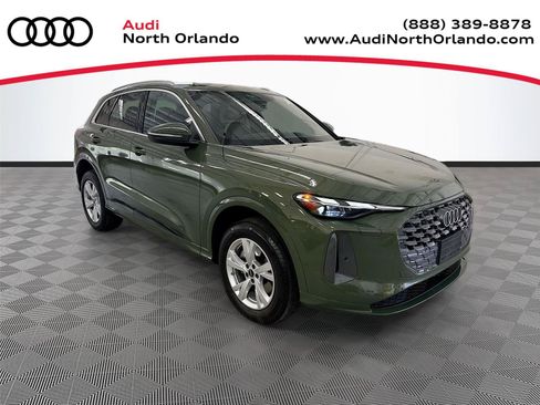 Certified 2025 Audi Q5 Premium w/ Convenience Package AWD/4WD image 1