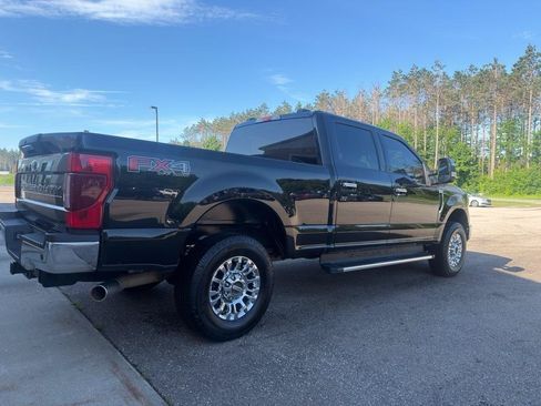 Used 2022 Ford F250 XLT w/ XLT Premium Package AWD/4WD image 4