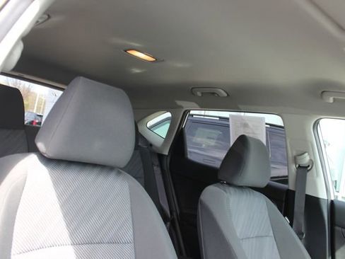 Used 2024 Kia Seltos LX AWD/4WD image 31