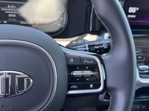 Used 2021 Kia Sorento SX AWD/4WD image 19