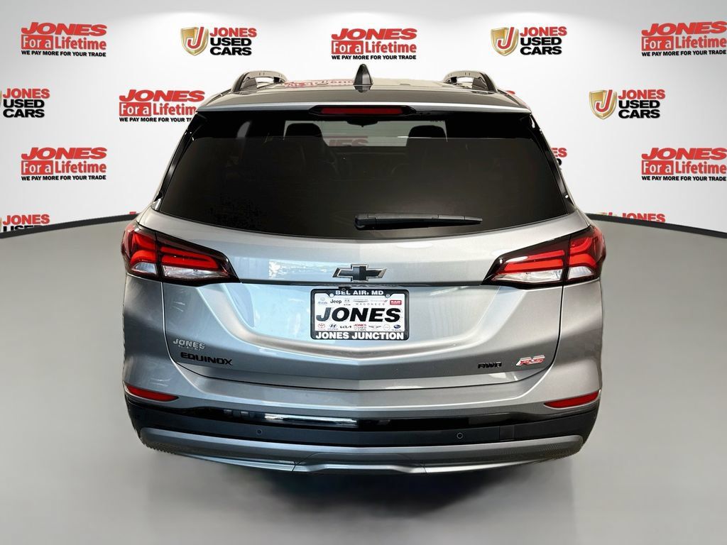 Used 2024 Chevrolet Equinox RS AWD/4WD image 16