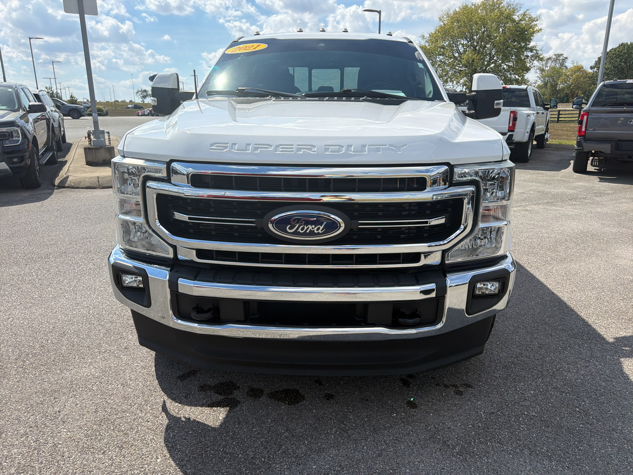 Used 2021 Ford F250 Lariat w/ Lariat Value Package AWD/4WD image 2
