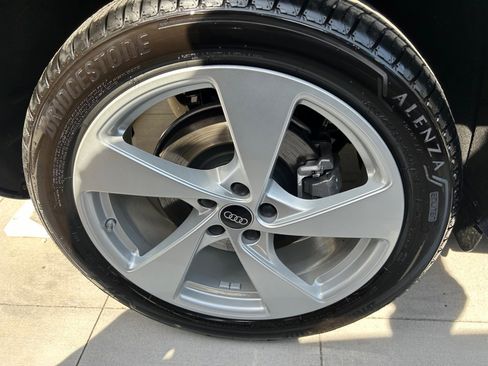 Certified 2025 Audi Q5 Premium Plus w/ Premium Plus image 23