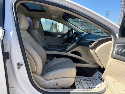 Used 2019 Lincoln MKZ Reserve FWD image 38