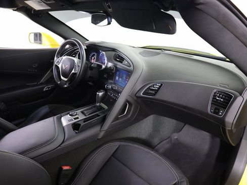 Used 2015 Chevrolet Corvette Stingray Coupe w/ 2LT Preferred Equipment Group image 26