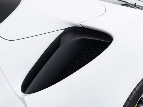 Certified 2024 Ferrari SF90 Spider image 17