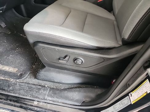 Used 2022 RAM 1500 Big Horn AWD/4WD image 4