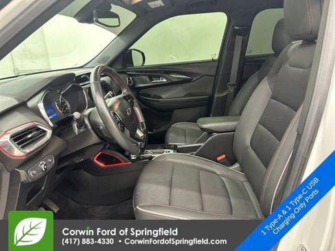 Used 2023 Chevrolet TrailBlazer RS w/ Sun and Liftgate Package image 22