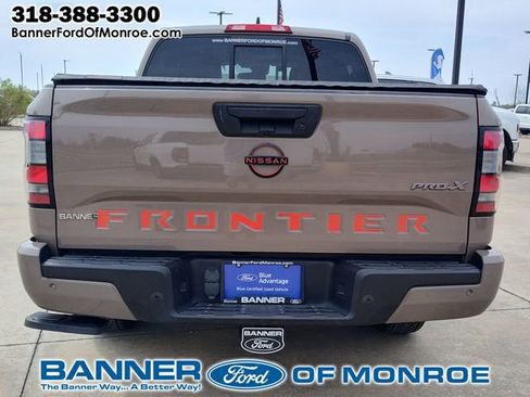 Used 2022 Nissan Frontier Pro-X w/ Pro-X Premium Package image 5