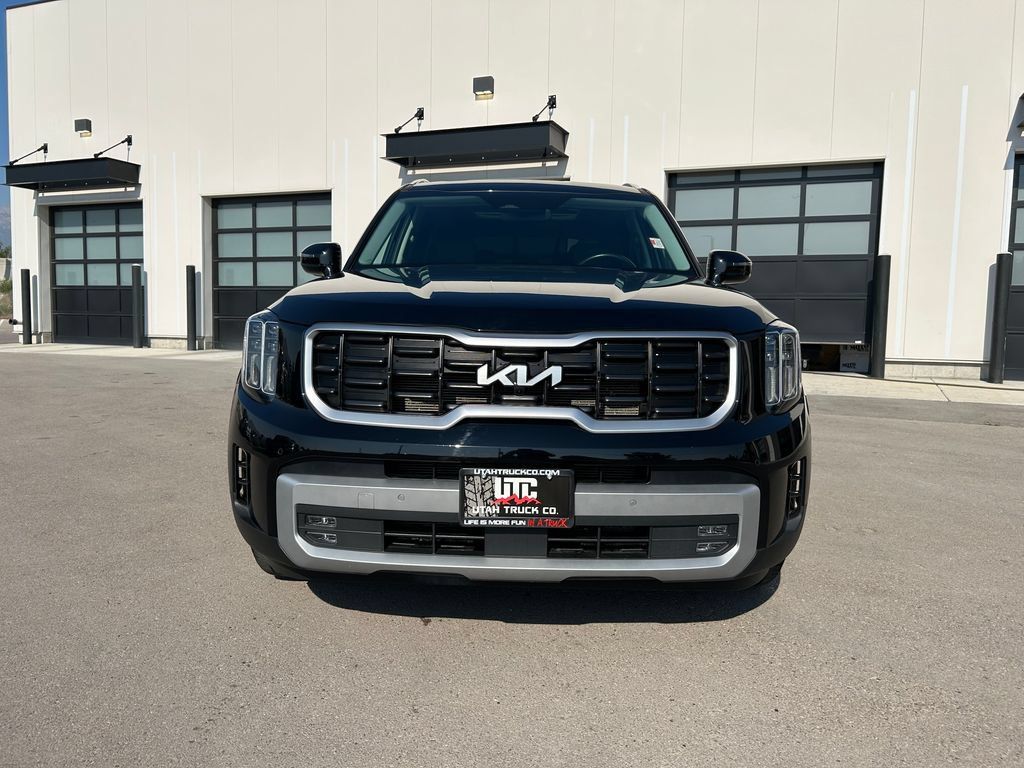 Used 2023 Kia Telluride SX AWD/4WD image 5