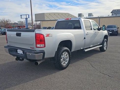 Used 2014 GMC Sierra 3500 SLT w/ SLT Convenience Package image 8