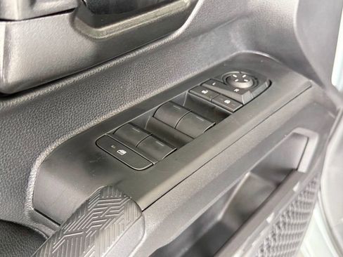 New 2025 Toyota Tacoma SR5 image 15