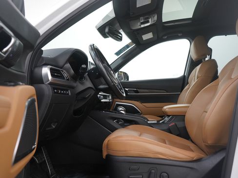 Used 2020 Kia Telluride SX w/ Towing Package image 25