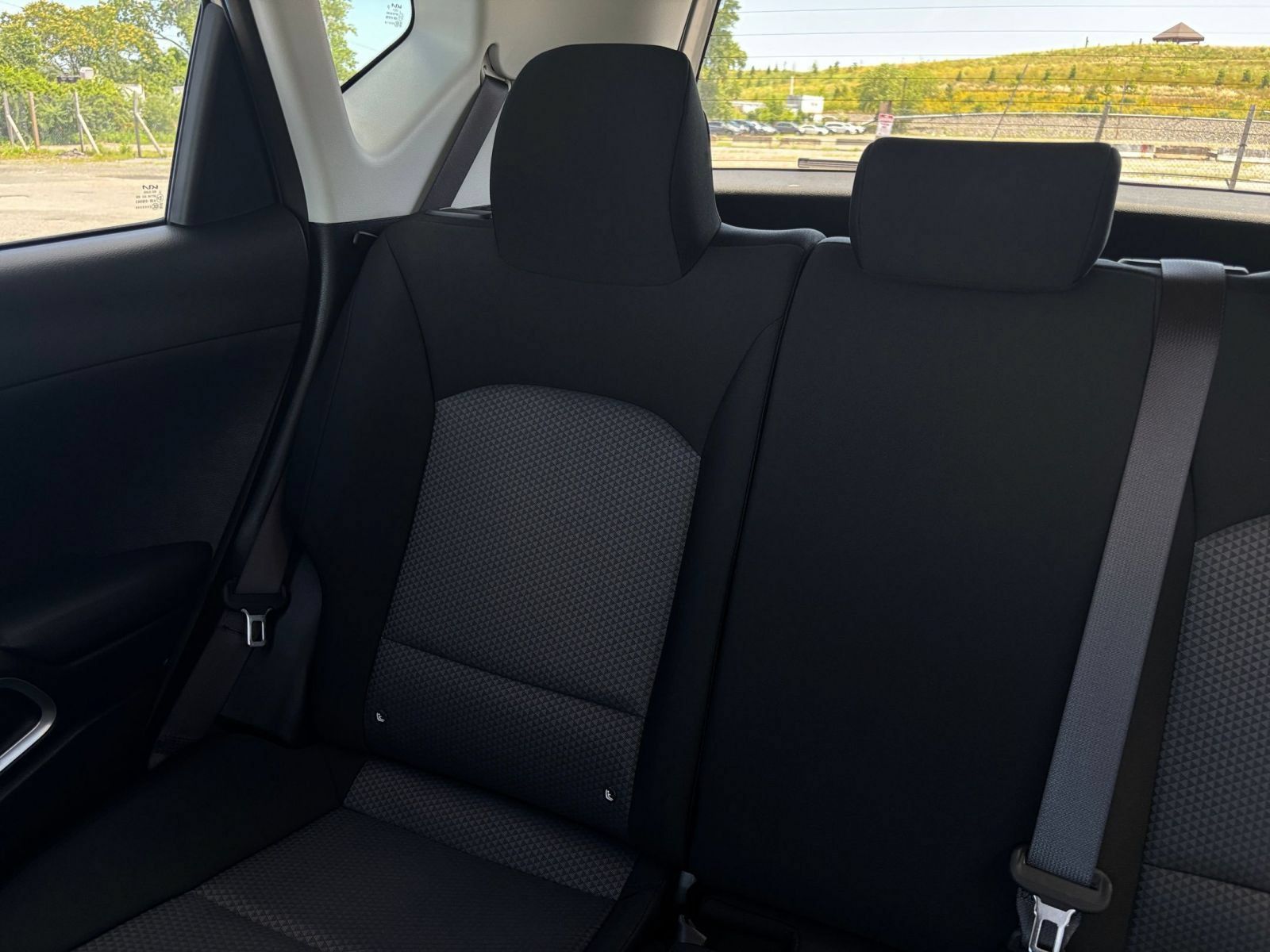 Used 2025 Kia Soul LX w/ LX Technology Package FWD image 33