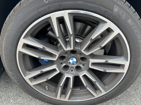 Certified 2024 BMW 530i xDrive w/ M Sport Package AWD/4WD image 13