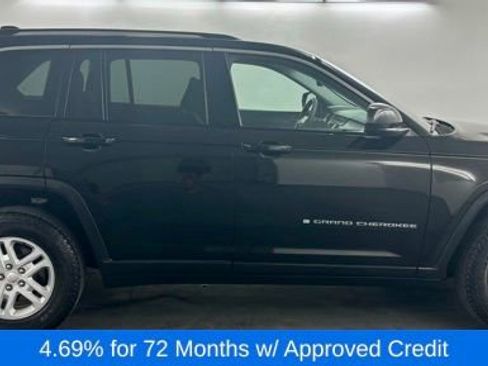 Used 2023 Jeep Grand Cherokee Laredo image 8