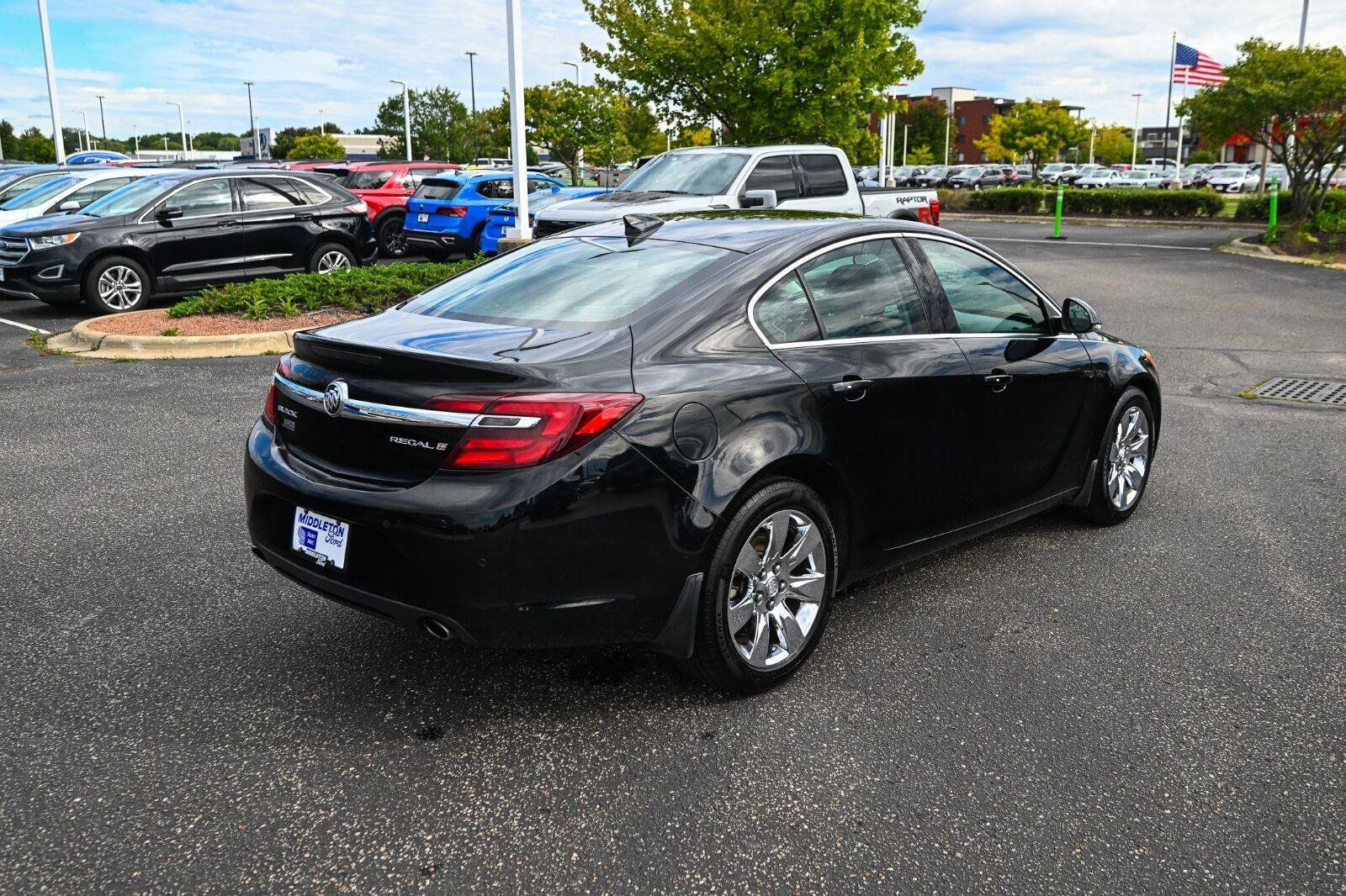 Used 2016 Buick Regal Premium FWD image 5