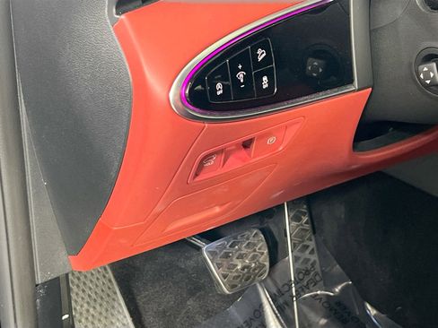 Used 2023 Genesis GV70 2.5T w/ Sport Prestige Package image 10