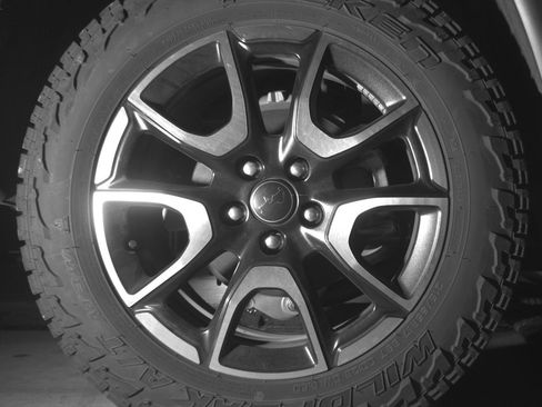 Used 2025 Jeep Compass Trailhawk image 14