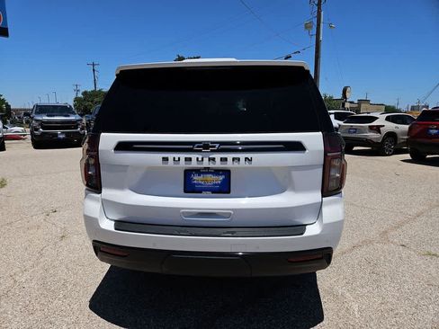 Used 2023 Chevrolet Suburban Z71 w/ Luxury Package AWD/4WD image 7