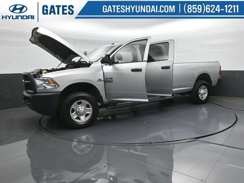 Used 2017 RAM 3500 Tradesman w/ Popular Equipment Group image 45