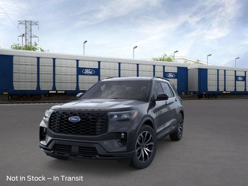 New 2026 Ford Explorer ST-Line RWD image 2