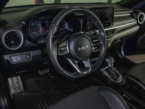 Used 2024 Kia Forte GT-Line w/ GT-Line Premium Package image 6