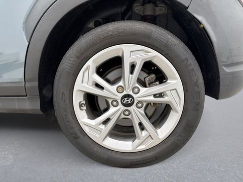 Used 2022 Hyundai Kona SEL AWD/4WD image 13