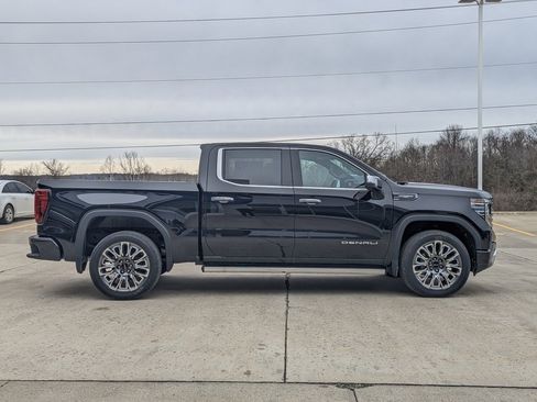 New 2026 GMC Sierra 1500 Denali Ultimate image 6