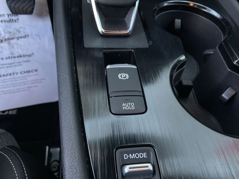 Used 2022 Nissan Rogue SV FWD image 29