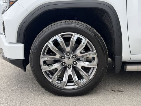 New 2026 GMC Sierra 1500 Denali w/ Denali Reserve Package AWD/4WD image 17
