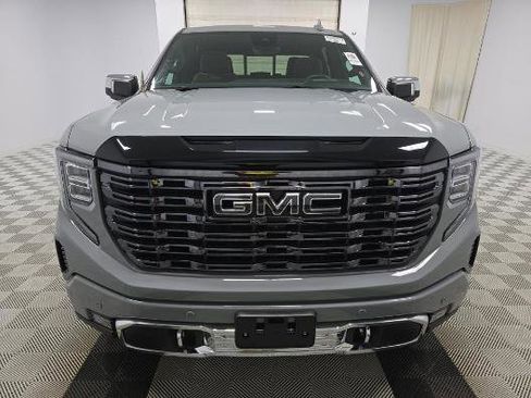 Used 2025 GMC Sierra 1500 Denali Ultimate image 2