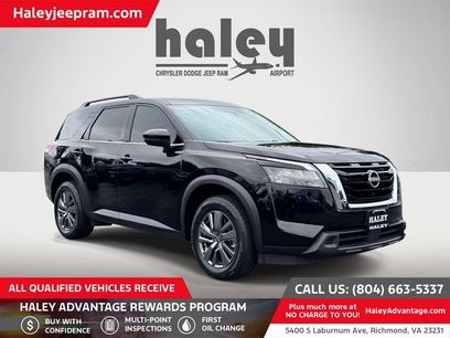 Used 2025 Nissan Pathfinder SV