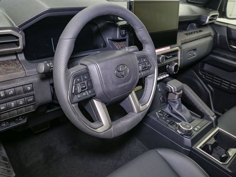 New 2026 Toyota Tacoma Limited AWD/4WD image 17