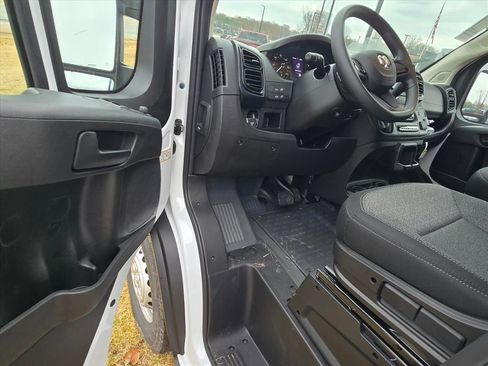 New 2026 RAM ProMaster 2500 w/ Upfitter's Prep Package image 4