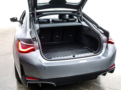 Used 2025 BMW i4 eDrive40 w/ Parking Assistance Package image 23