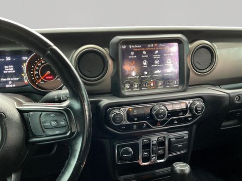 Used 2021 Jeep Gladiator Sport AWD/4WD image 10