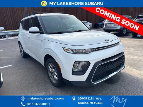 Used 2020 Kia Soul S FWD image 1