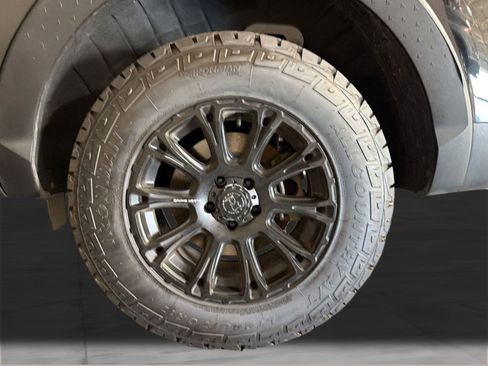 Used 2024 Hyundai Santa Cruz Night image 10