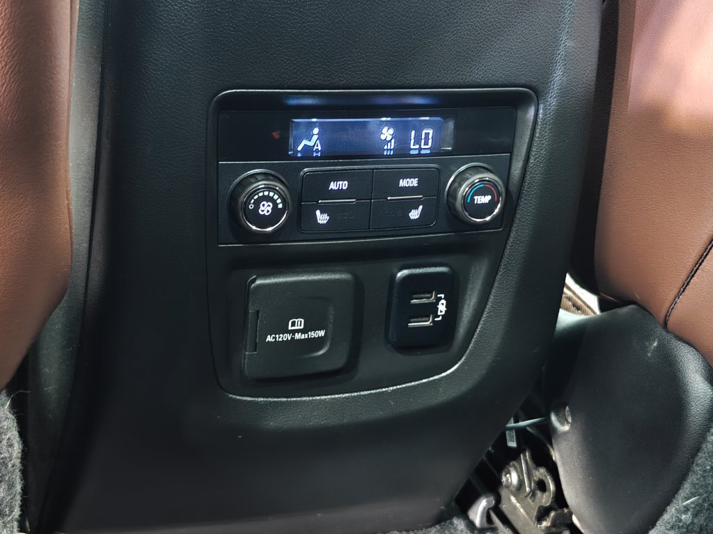 Used 2018 Buick Enclave Avenir w/ Avenir Technology Package AWD/4WD image 33